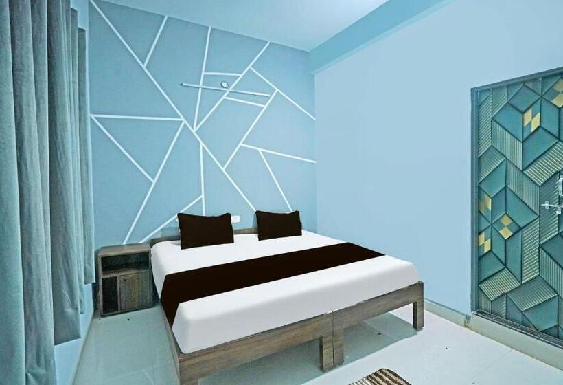Трехместный Номер Классика, Oyo Hotel Nova