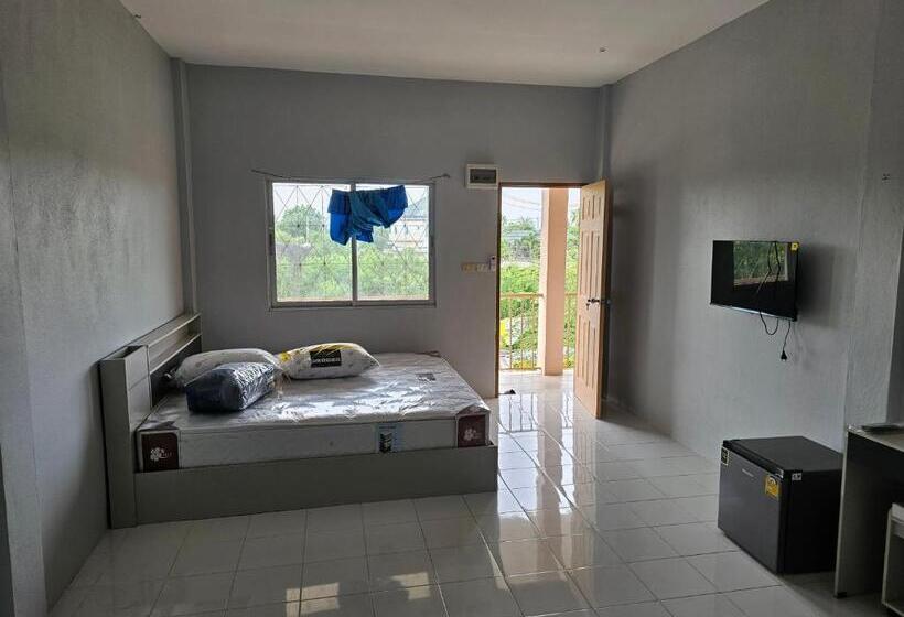 Номер Стандарт, Motel Oomsuk