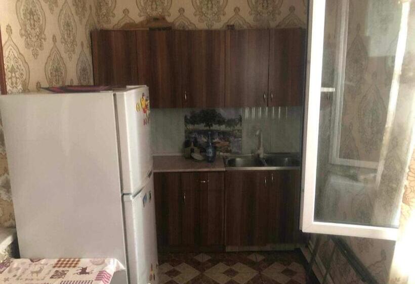 آپارتمان 1 خوابه با چشم‌انداز باغ, в центре города сдаётся трёхкомнатная квартира