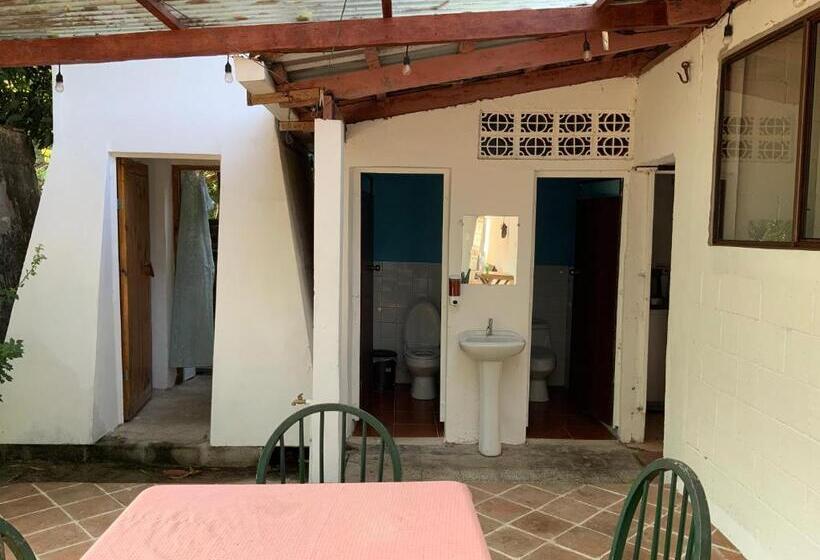 اتاق استاندارد, Hostal Tia Reyna