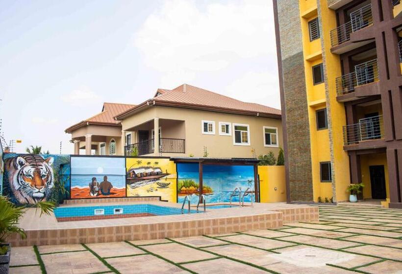 Номер Стандарт Вид на Бассейн, Stay Easy Apartments Ghana