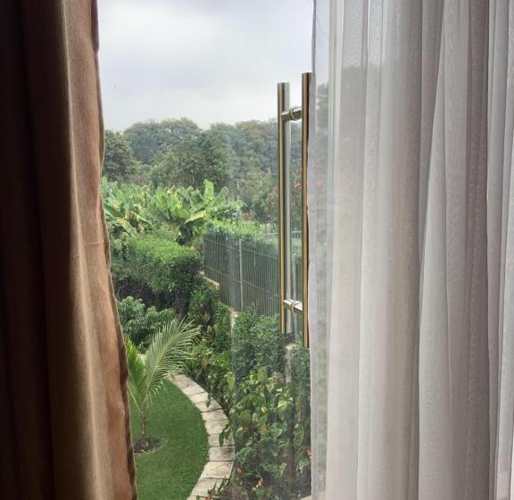 اتاق استاندارد, Arusha Serene Mansion