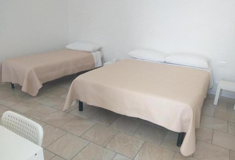اتاق استاندارد سه نفره, Affittacamere La Fortezza