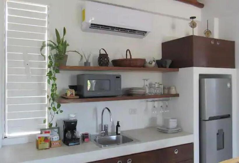 سوییت با چشم‌انداز باغ, Ikal Island Garden   Adults Only