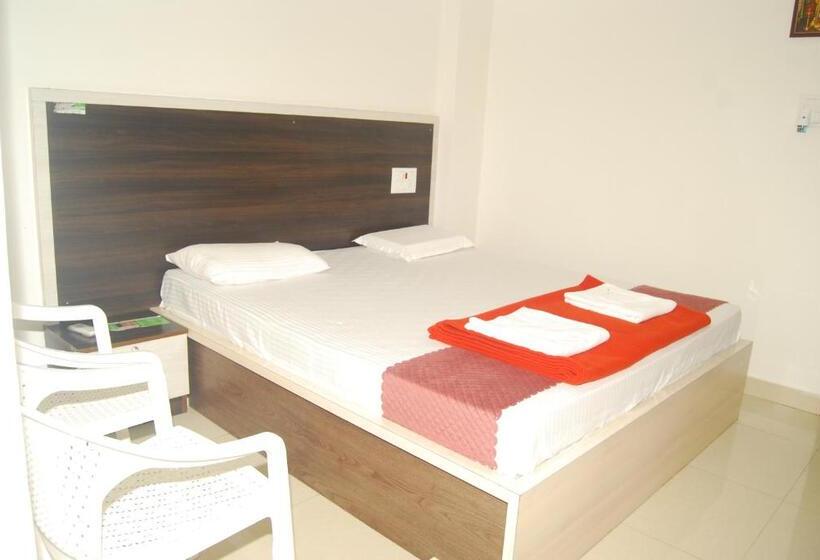 Номер Deluxe, Sri Kakateeya Grand Residency Bhadrachalam Hotel Residency Stay Rooms