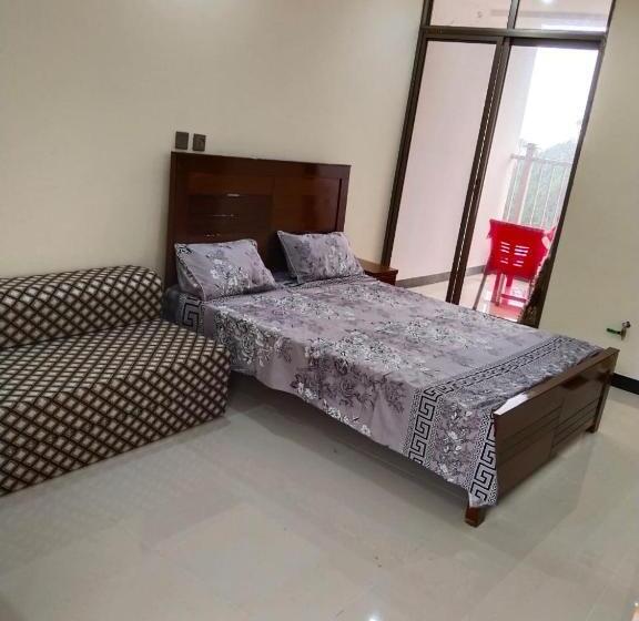 آپارتمان 1 خوابه با چشم‌انداز, Murree Oaks Apartments