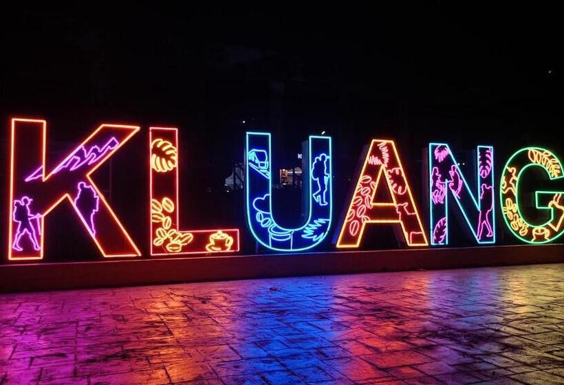 اتاق استاندارد با سرویس بهداشتی مشترک, Yuan Kluang