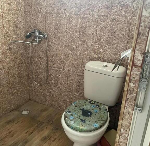 اتاق استاندارد سه نفره, Tskaltubo Guesthouse Oda