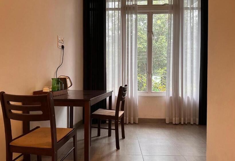 Номер Стандарт Трехместный, Varsity Villa