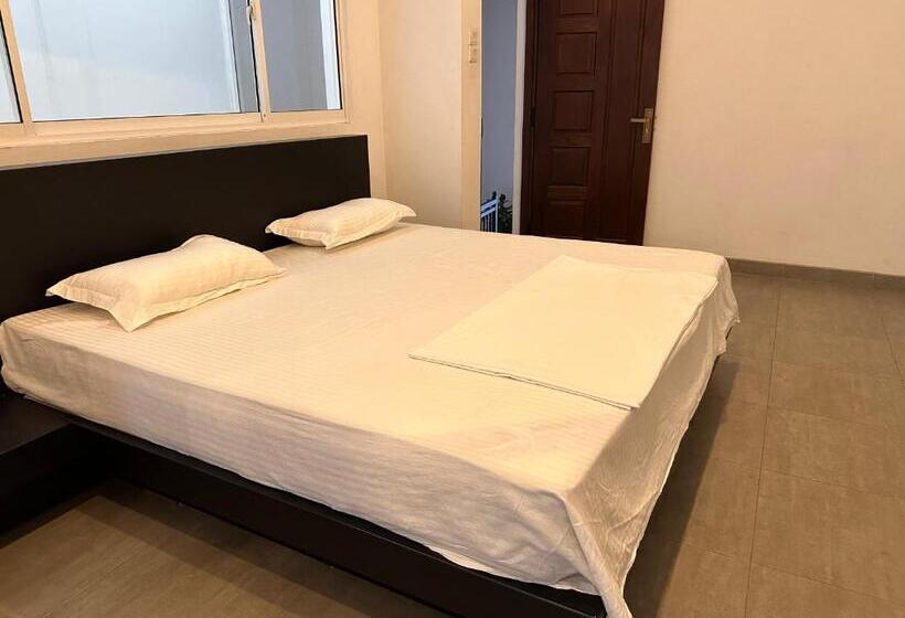 Номер Стандарт Трехместный, Varsity Villa