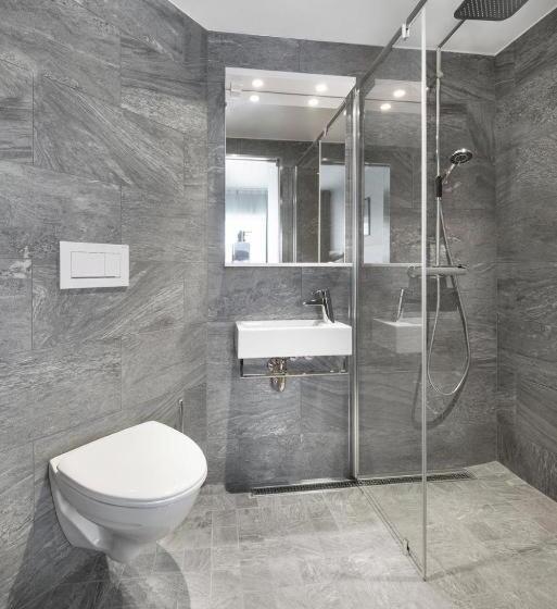 غرفة قياسية رباعية, Arenahotellet I Uppsala