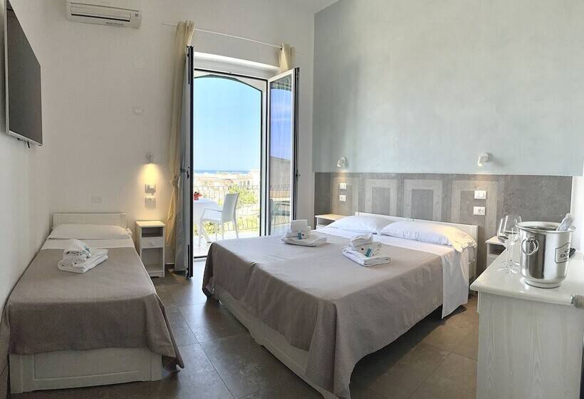 Triple Room Sea View, Marconi