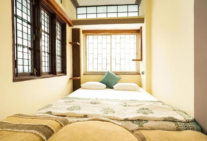 4인용 스탠다드 룸, Aavya Wellness Retreat Center