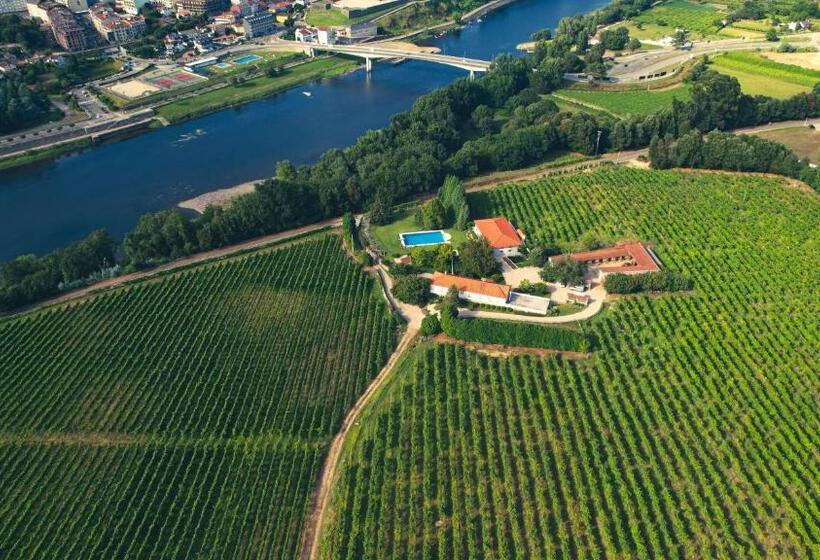 Студия Стандарт, Quinta Das Vianas   Casas Do Picadeiro