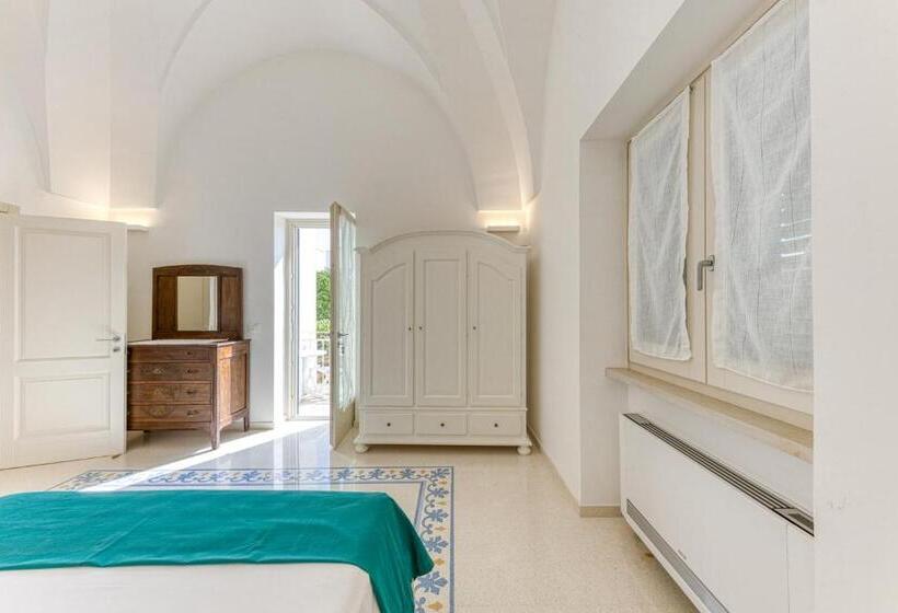 Трехместный Номер Стандарт с Балконом, Il Cielo In Una Stanza B&b