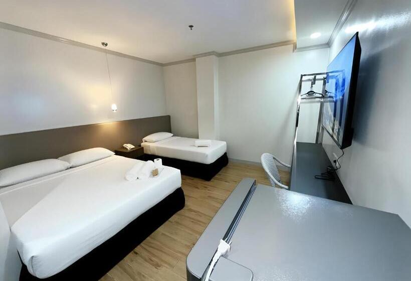 Трехместный Номер Superior, Madison Suites