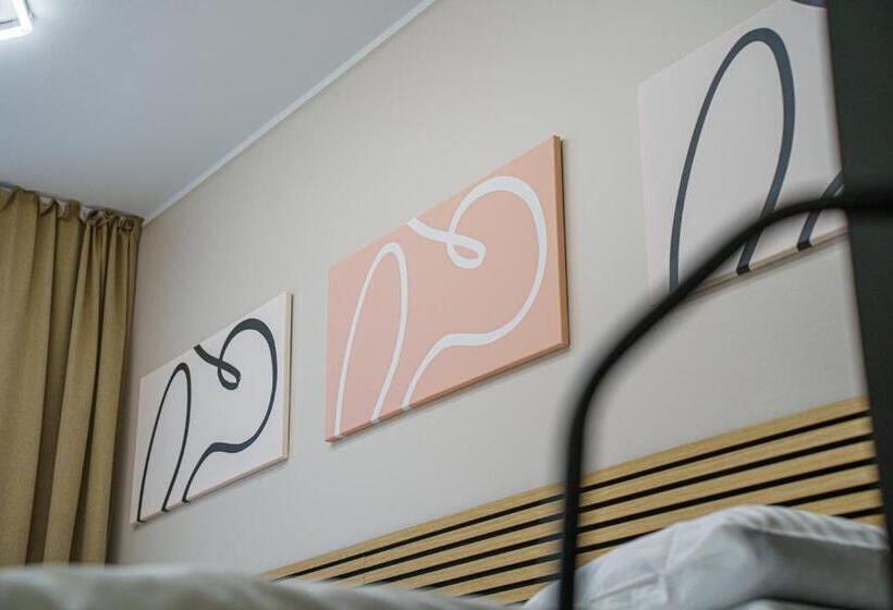 디럭스 룸, Sawohostel