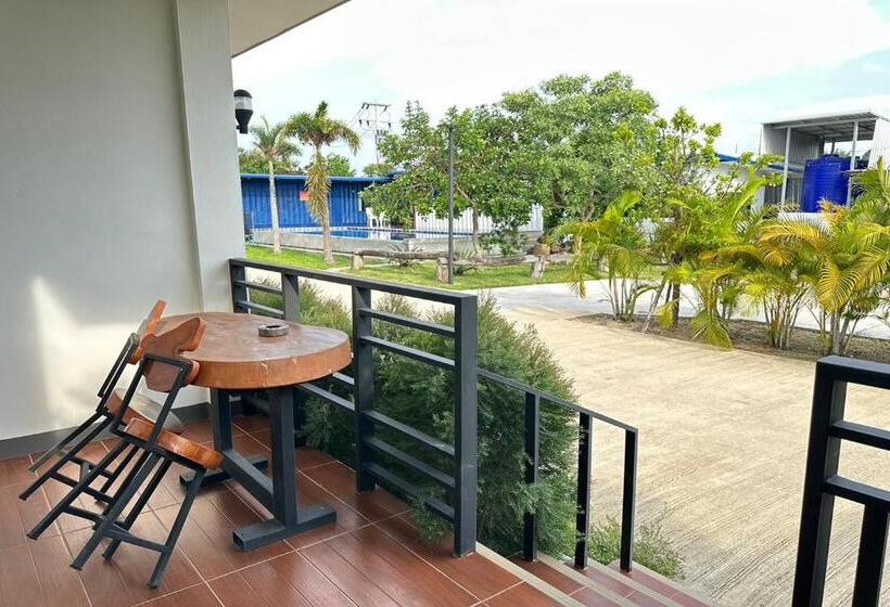 Номер Deluxe, The White House P&n Hotel Chiang Rai