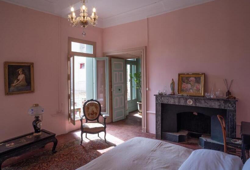 Номер Стандарт, La Maison Odette