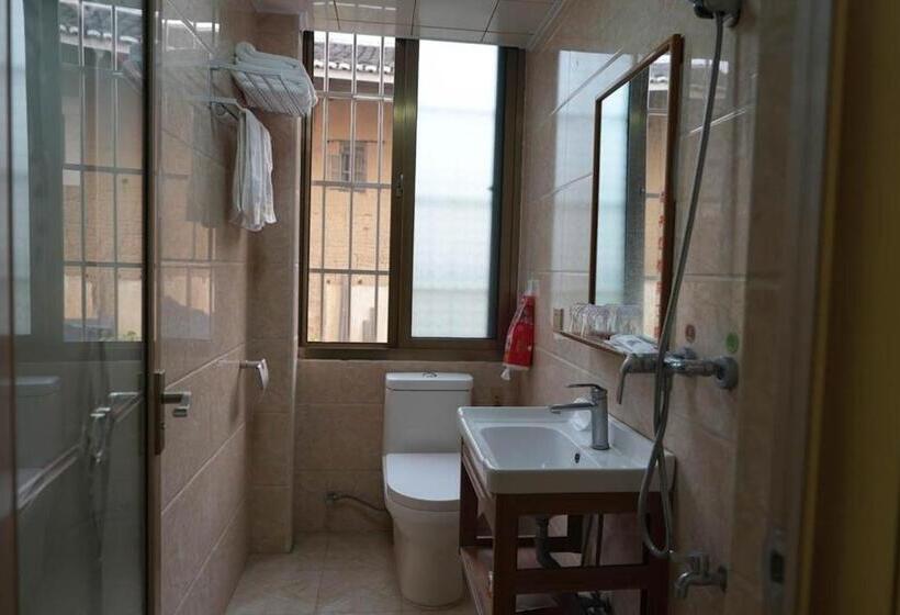 Семейный Полулюкс, Chenkun Guesthouse