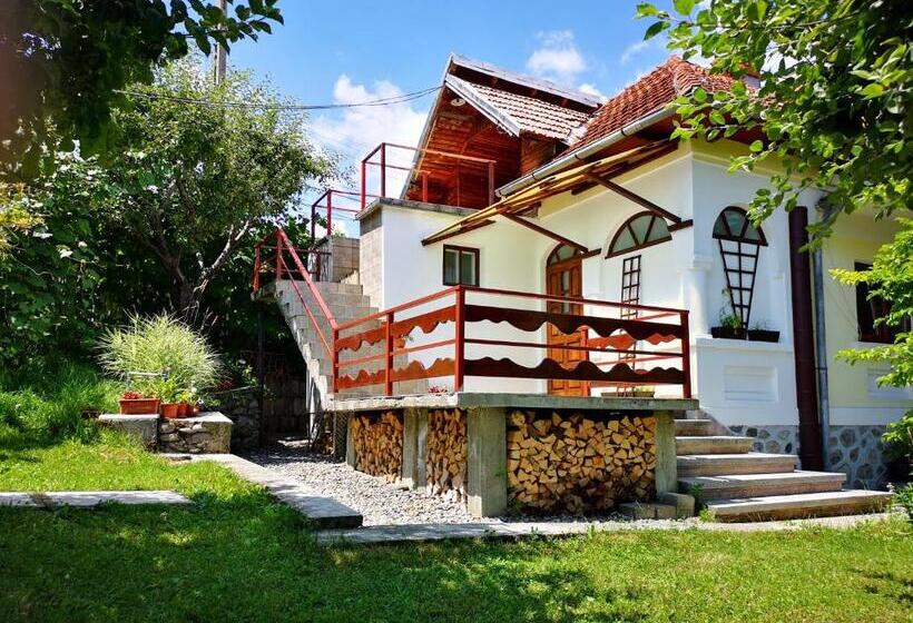 Номер Стандарт, Pensiunea Casa Madalina