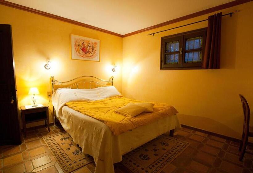 Номер Стандарт, Les Loges Du Jardin D Aymeric