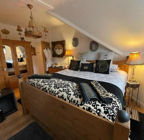 Номер Deluxe, Olivia House