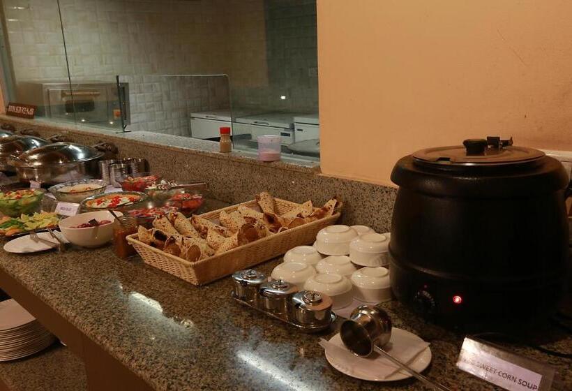اتاق لوکس با تخت بزرگ, Harmony House   A Boutique
