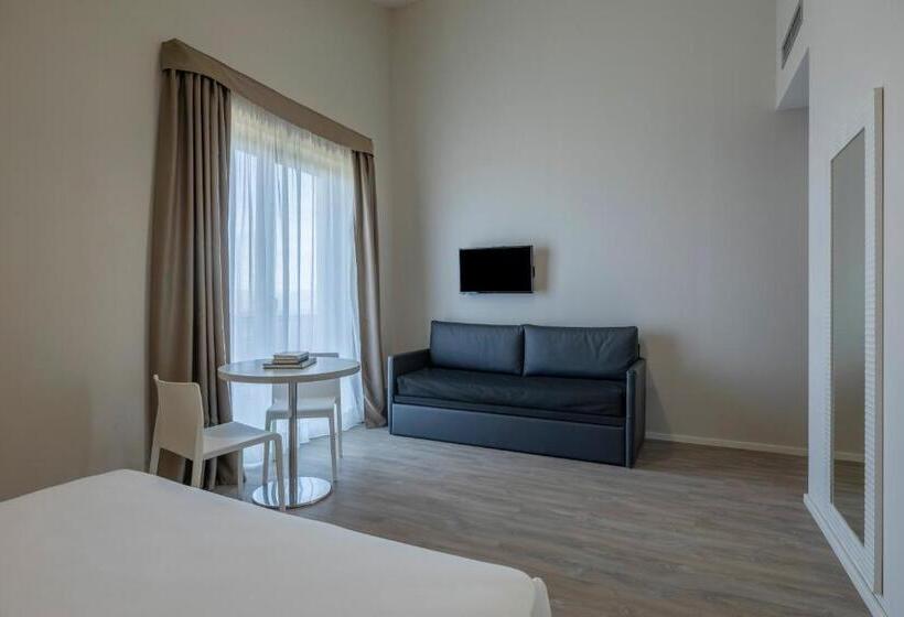 اتاق خانوادگی با چشم‌انداز دریا, Venere Di Erice Resort & Spa