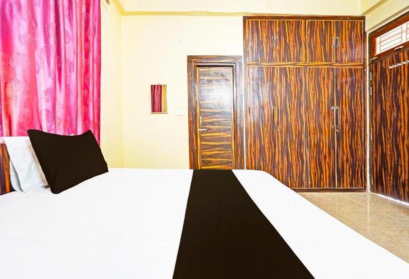 Трехместный Номер Классика, O S.b.n Hotel And Reseidency