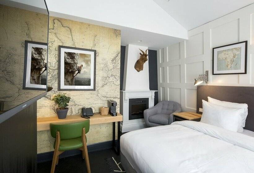 Quarto Deluxe, The Highland House