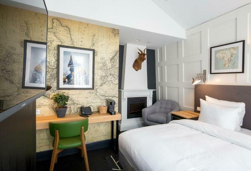 Quarto Deluxe, The Highland House