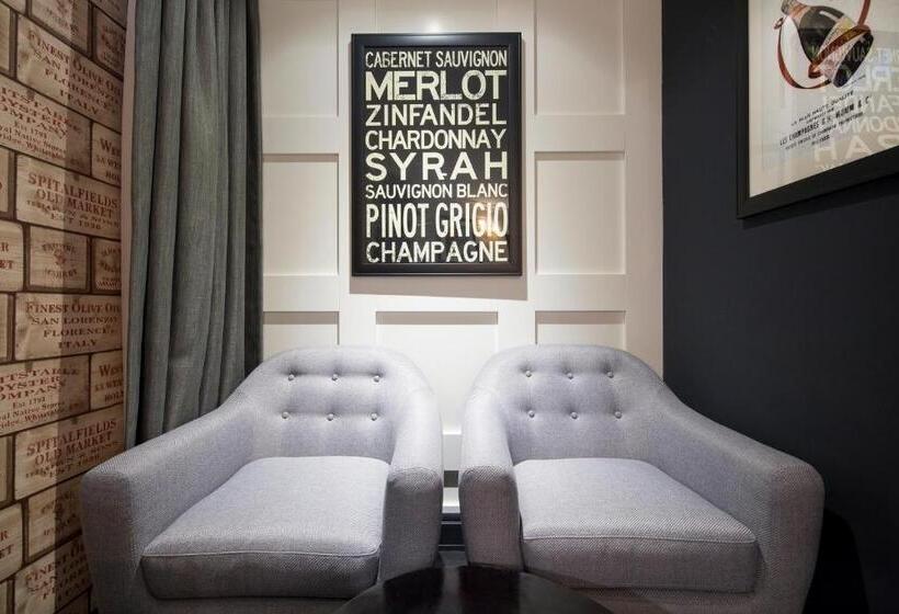Quarto Quádruplo Deluxe, The Highland House