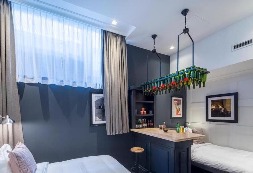 Quarto Triplo Deluxe, The Highland House