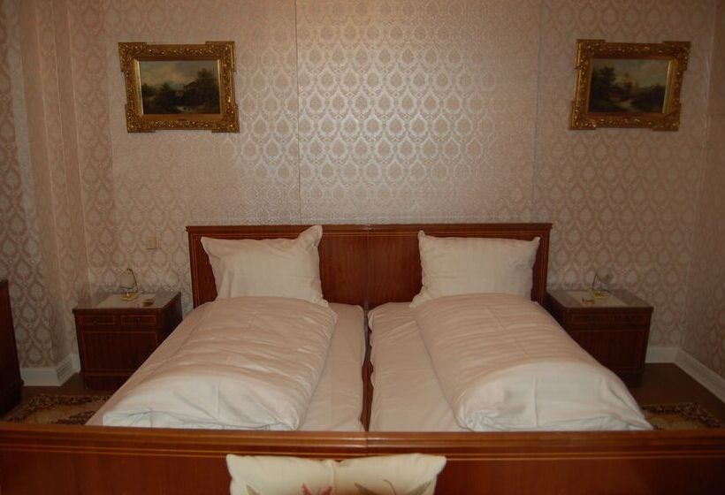 Quarto Estandar, Villa Grunewald