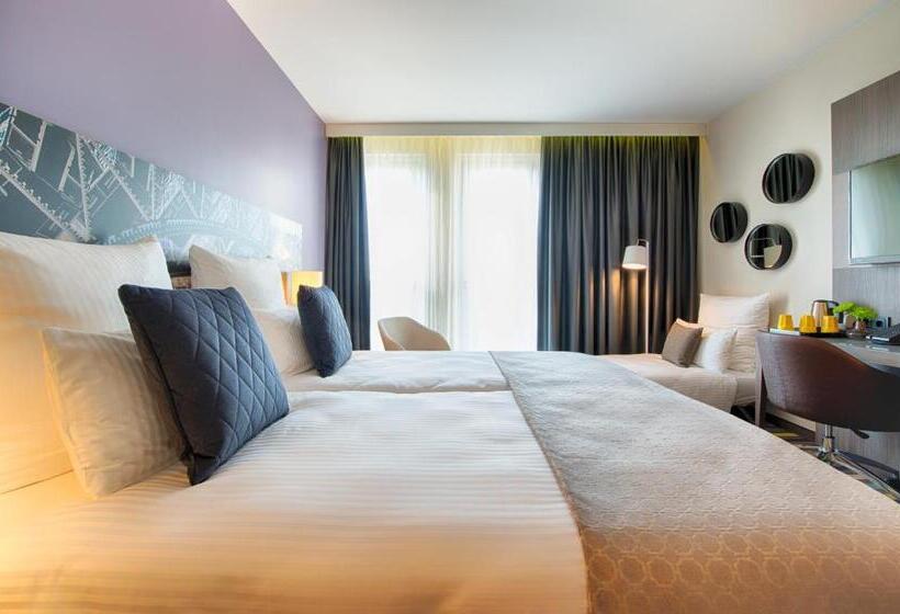 Трехместный Номер Комфорт, Leonardo Hotel Munich City East