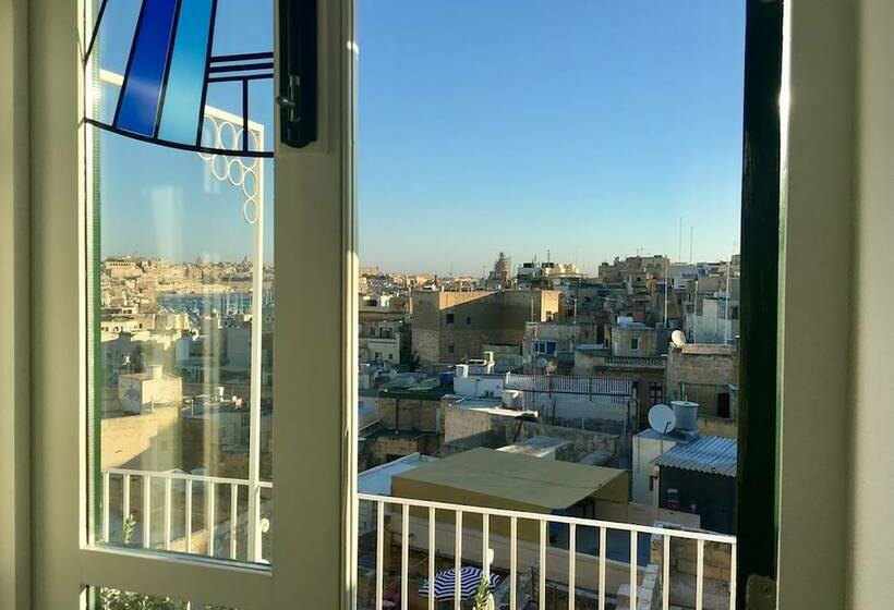 سوییت سوپریور با چشم‌انداز دریا, Boco Boutique