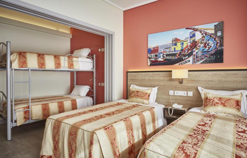 اتاق خانوادگی, Suites & Hostel Cidade Aveiro