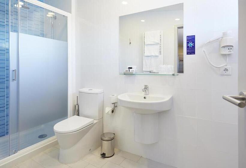 اتاق خانوادگی, Suites & Hostel Cidade Aveiro