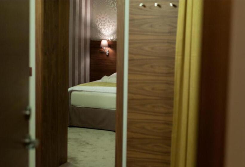 Апартаменты 1 Спальня, Wellness Hotel Löwe