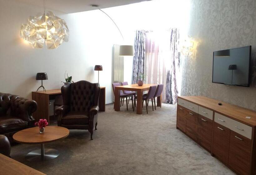 Апартаменты Deluxe 1 Спальня, Wellness Hotel Löwe