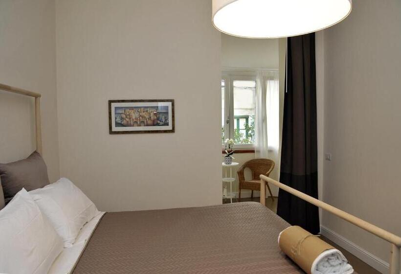 Номер Стандарт, A Due Passi B&b