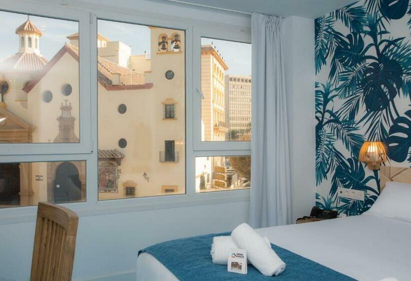 اتاق لوکس, Casual Del Mar Malaga