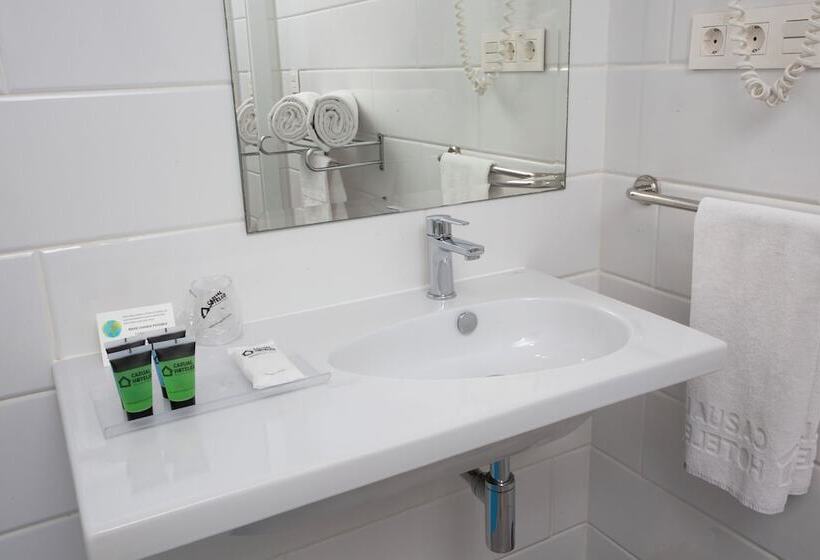 اتاق استاندارد سه نفره, Casual Del Mar Malaga