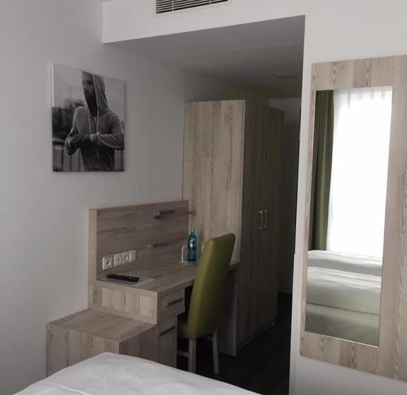 Номер Стандарт, Novina Sleep Inn Herzogenaurach
