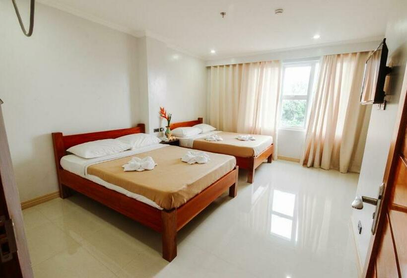 Четырехместный Номер Стандарт, Lapira