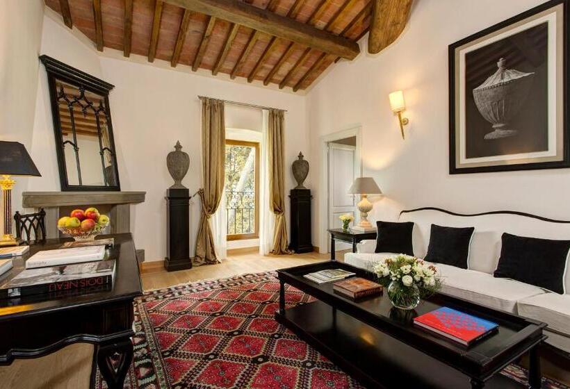 سوییت لوکس, Villa Le Calvane