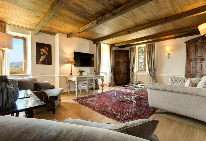 سوییت اجرایی, Villa Le Calvane