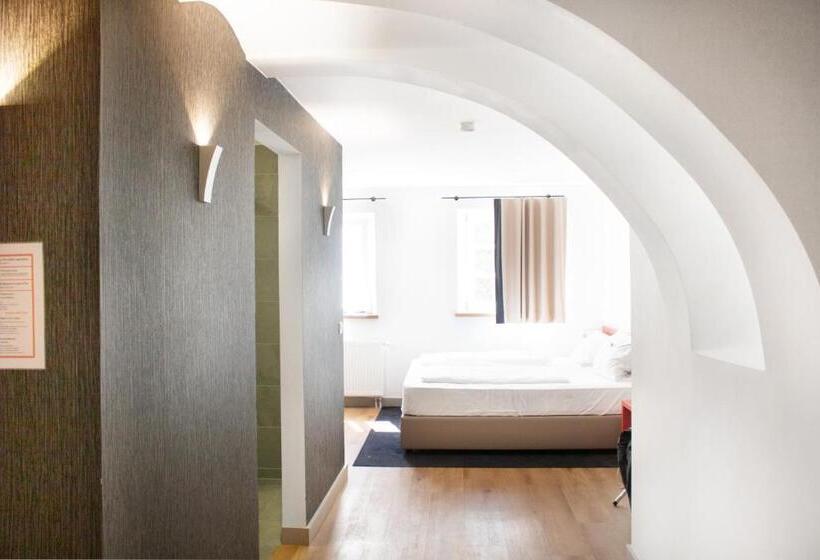 Номер Стандарт, Ku Hotel By Wmm Hotels