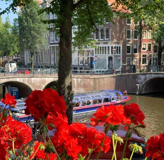 Полулюкс с Видом, Keizershouse Amsterdam